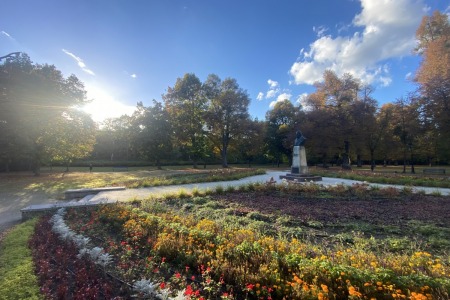 Graduation Towers Park